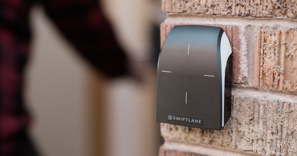 Key fob door lock reader