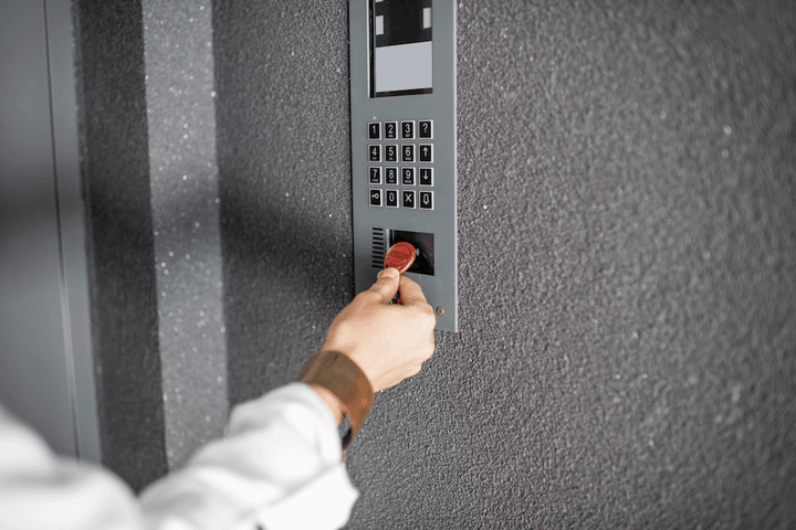 Guide to Apartment Key Fob Systems [2024]