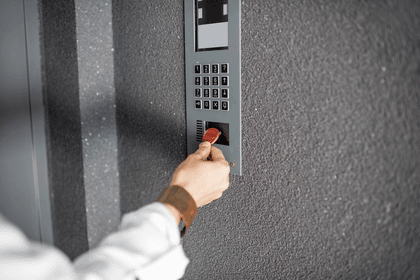 Guide to Apartment Key Fob Systems [2025]