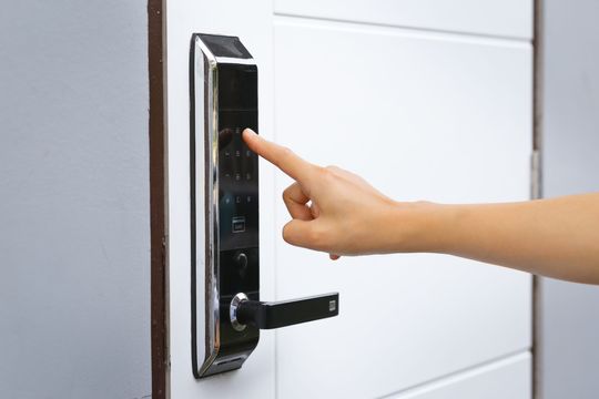 One Quext IOT – A Comprehensive Review – Smart Living in Multifamily Properties
