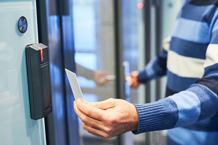 Alcatraz Access Control Review, Pricing and Comparison